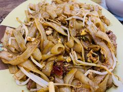 牛肉鸡蛋炒牛河-贞姨美食·老字号海鲜大排档