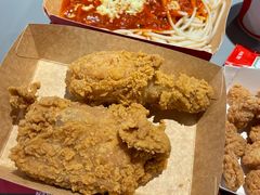 意粉配樂脆雞-快乐蜂(永光广场店)