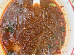 -小杨生煎(金山百联购物中心3楼店)