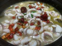 中辣酸菜鱼-周渝食惦酸菜鱼(青浦店)
