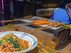 -喝丢一只鞋海鲜烧烤·海肠捞饭(东关街店)