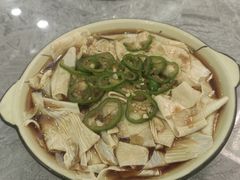 -银峰农庄·特色烧鸡·鲜无花果浸鸡