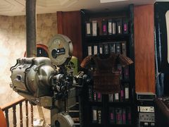 -小广寒电影艺术餐厅(小广寒经三路店)