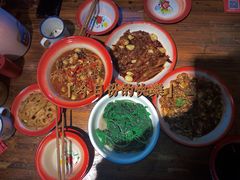 -老三样·美食研究中心(世贸路店)