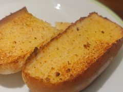 蒜香烤面包-萨莉亚意式餐厅(南京环亚凯瑟琳广场店)