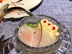 柑橘奶油酸乳酪冻配柠檬泡沫-弦月窗LUNETTE BY AMANDA(复兴路店)