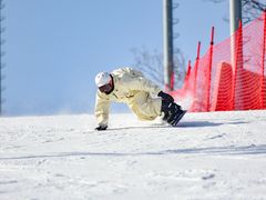 -鳌山滑雪度假区