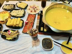 -鲜入围煮花胶鸡海鲜火锅