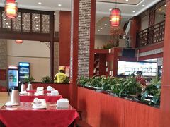 -侬佳蒸菜馆(听潮店)