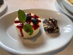 迷你芝士蛋糕及巧克力-茹丝葵经典牛排馆(上海外滩店)