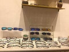 -肆兮眼镜·蔡司·徕卡战略合作店(大坪店)