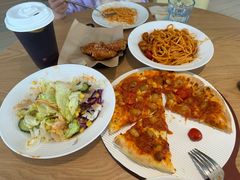 -必胜客(WOW宝龙城市广场店)