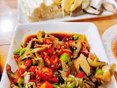 金针蘑鲜蘑豆皮-农民烧烤(延边社区店)