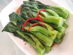 蒜茸炒菜心-东江渔村·古典园林·30年粤菜老字号(太和店)