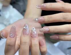 -爱纶美·美甲美睫半永久