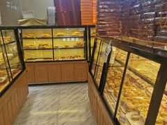 面包甜点陈列柜-起士林(荣安大街店)