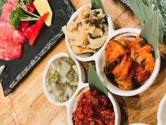 -炼火烤肉店