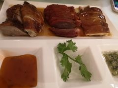 -新大咀港式茶餐厅(宝山万达店)
