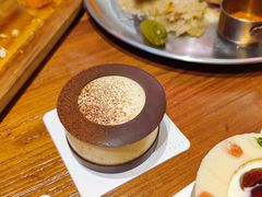 -潮一不贰·法式甜品·生日蛋糕·西式简餐(外滩店)