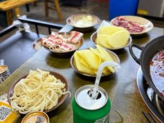 -黄潇洒老火锅(九眼桥宏济巷店)