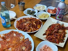 -亲昵春川鸡排(韩国美食街店)