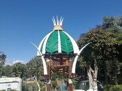 景点-倒立小屋