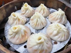 -莱莱小笼·乔艾