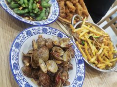 -江城燕子大排档(江汉路步行街店)