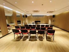 -柏斯音乐艺术中心·钢琴·吉他(上音店)
