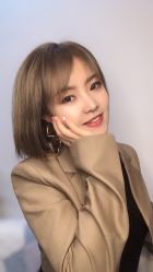 -妃格美发沙龙·烫发·染发