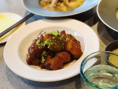 青梅红烧肉-半山腰·云南菜(侨福芳草地店)