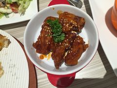 -必胜客(证大大拇指店)