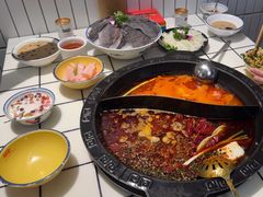 -卤校长重庆火锅(恒隆广场店)