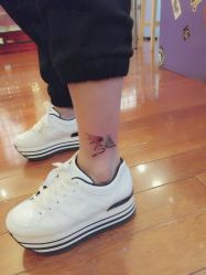-越域刺青