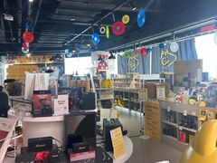 -浣熊唱片店(上海影城店)