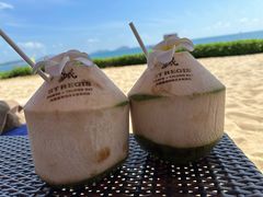 -三亚亚龙湾瑞吉酒店·宴悦Driftwood·游水海鲜·牛排·草坪·私人定制