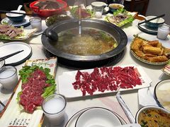 -乡土黄·鲜牛肉火锅·小龙虾(兴业街店)