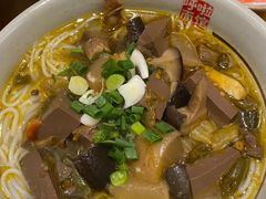 泡椒鸭血米线-呼啦面馆·头牌豌杂面(爱琴海店)