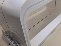 -诺柯视眼镜-蔡司依视路官方工厂店(淞南一店)