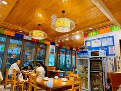 -乡土特色.冷锅鱼.牦牛肉汤锅