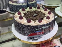 -DQ·蛋糕·冰淇淋(虹口龙之梦店)