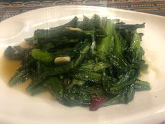 炝炒油麦菜-乡村馕坑肉·烧烤·新疆菜·本地人更爱吃(阿勒泰首店)