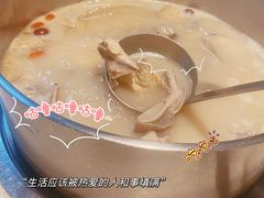 -煲王粤菜餐厅(中侨中心店)