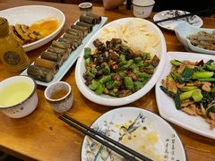 -小厨子私房菜·云南美食店