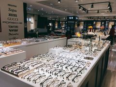 -宏宇眼镜蔡司依视路折扣店(兆佳眼镜城店)