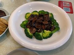 兰花鲍汁烧花菇-长春观斋补堂素菜馆