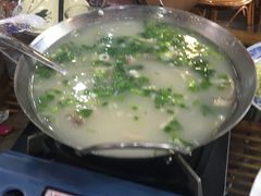 -丁里羊肉小镇(天鹅湖总店)