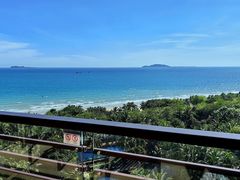 -三亚湾海居铂尔曼度假酒店