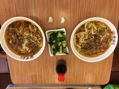 -顺溜·手工刀削面·黑金店(铜锣湾店)
