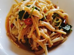 凉拌金针菇-清真重庆巴爷香辣鸡煲(南小巷店)